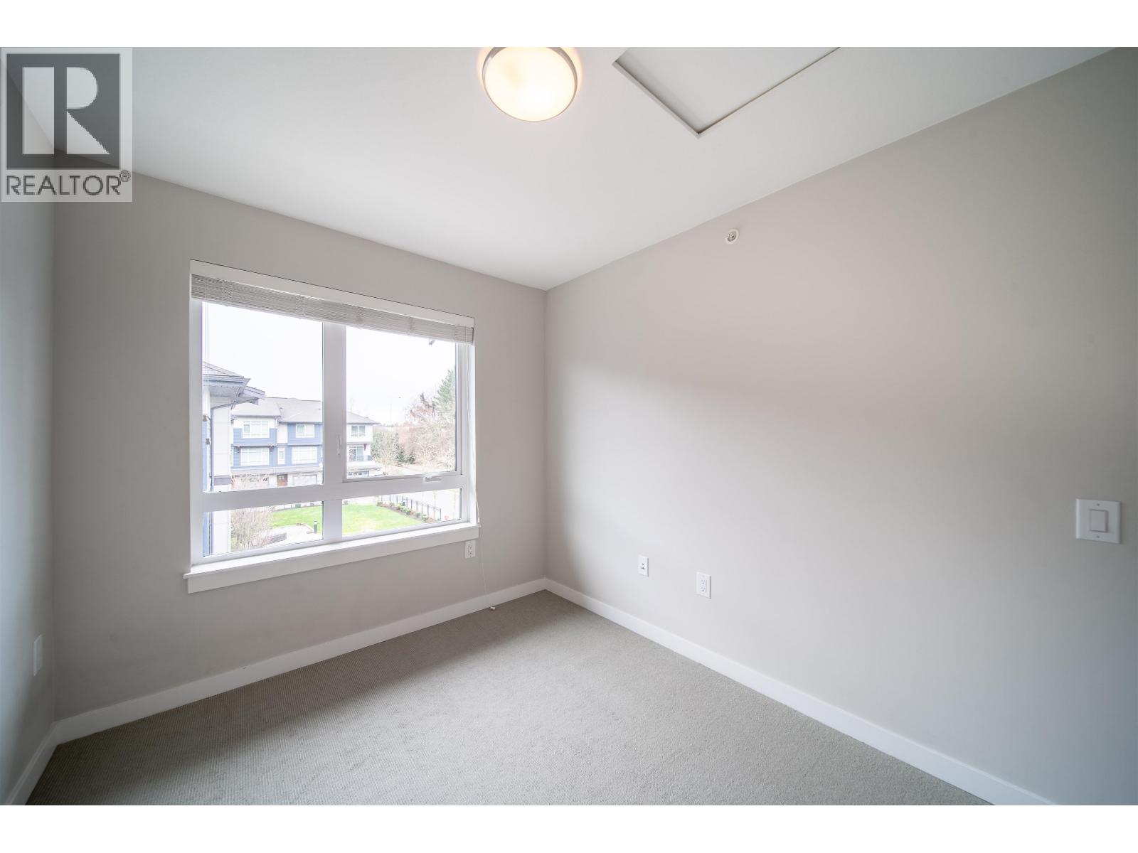 #75-4991 NO.5 Road, Richmond