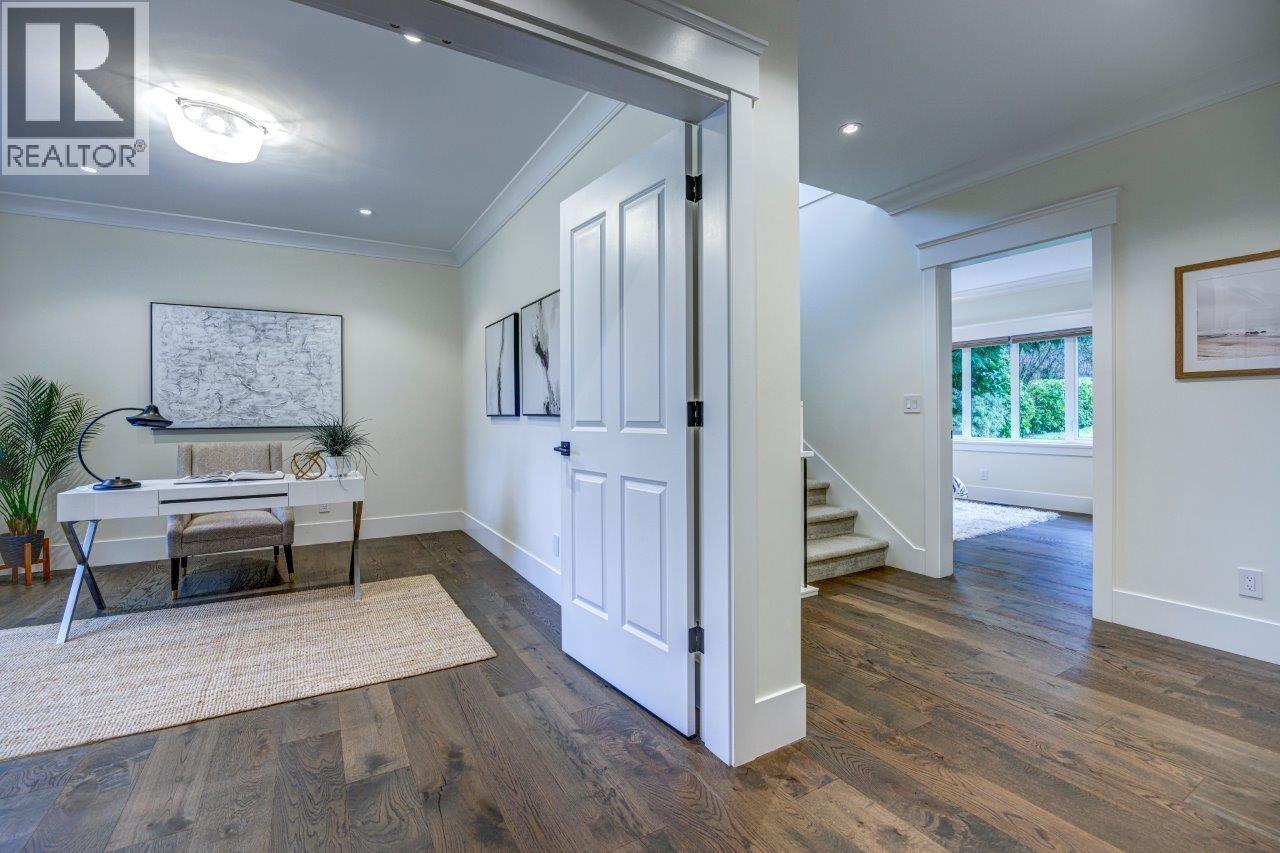 1510 DOVERCOURT ROAD, North Vancouver