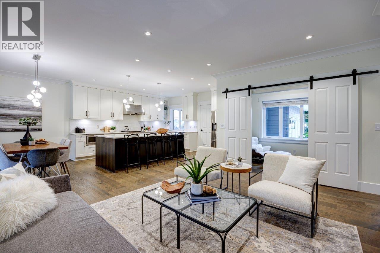 1510 DOVERCOURT ROAD, North Vancouver