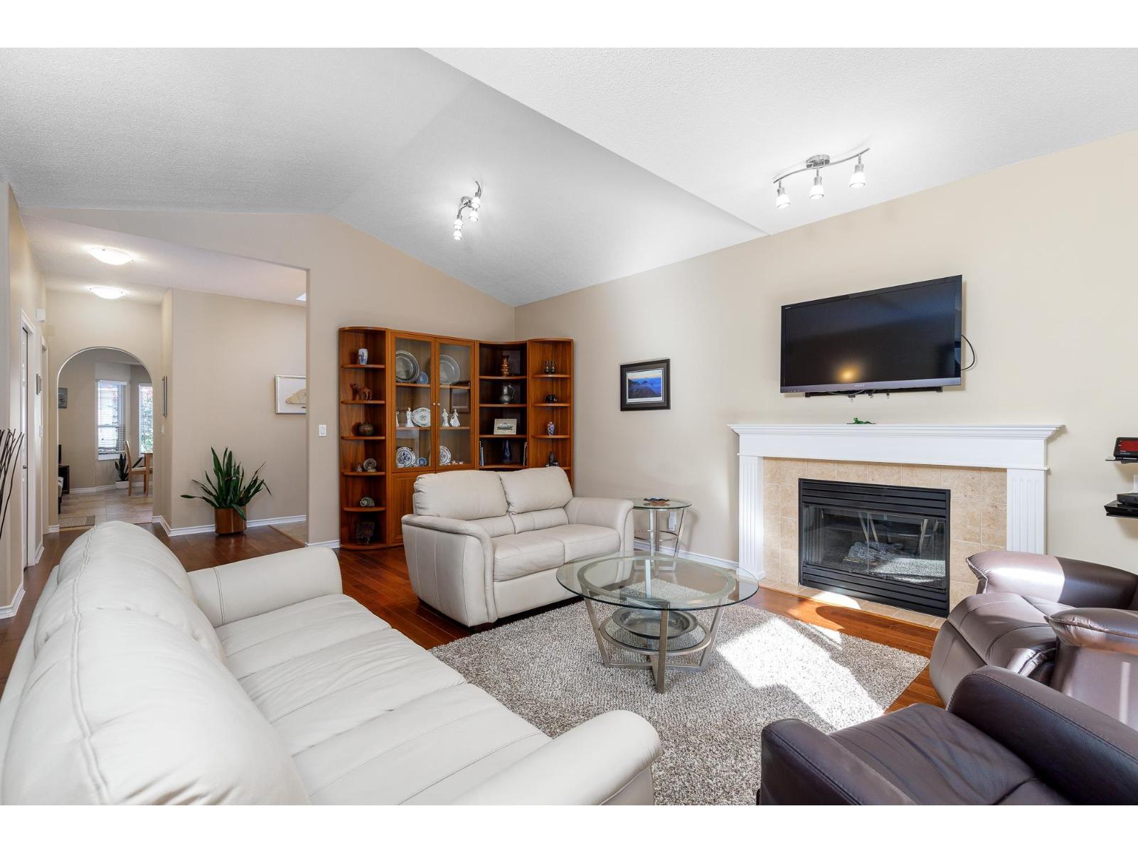 15 18939 65 AVENUE, Surrey