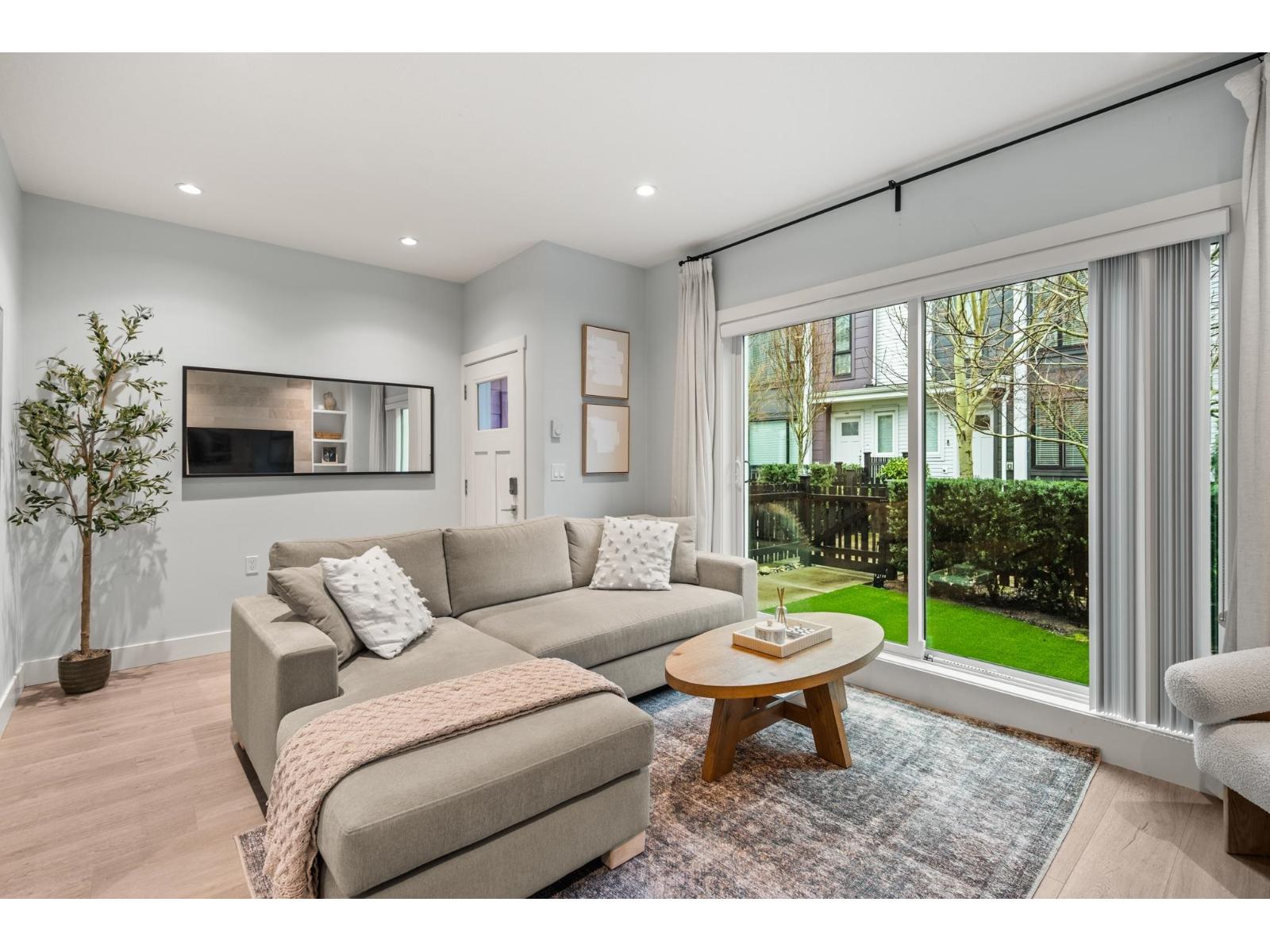 112 2280 163 STREET, Surrey