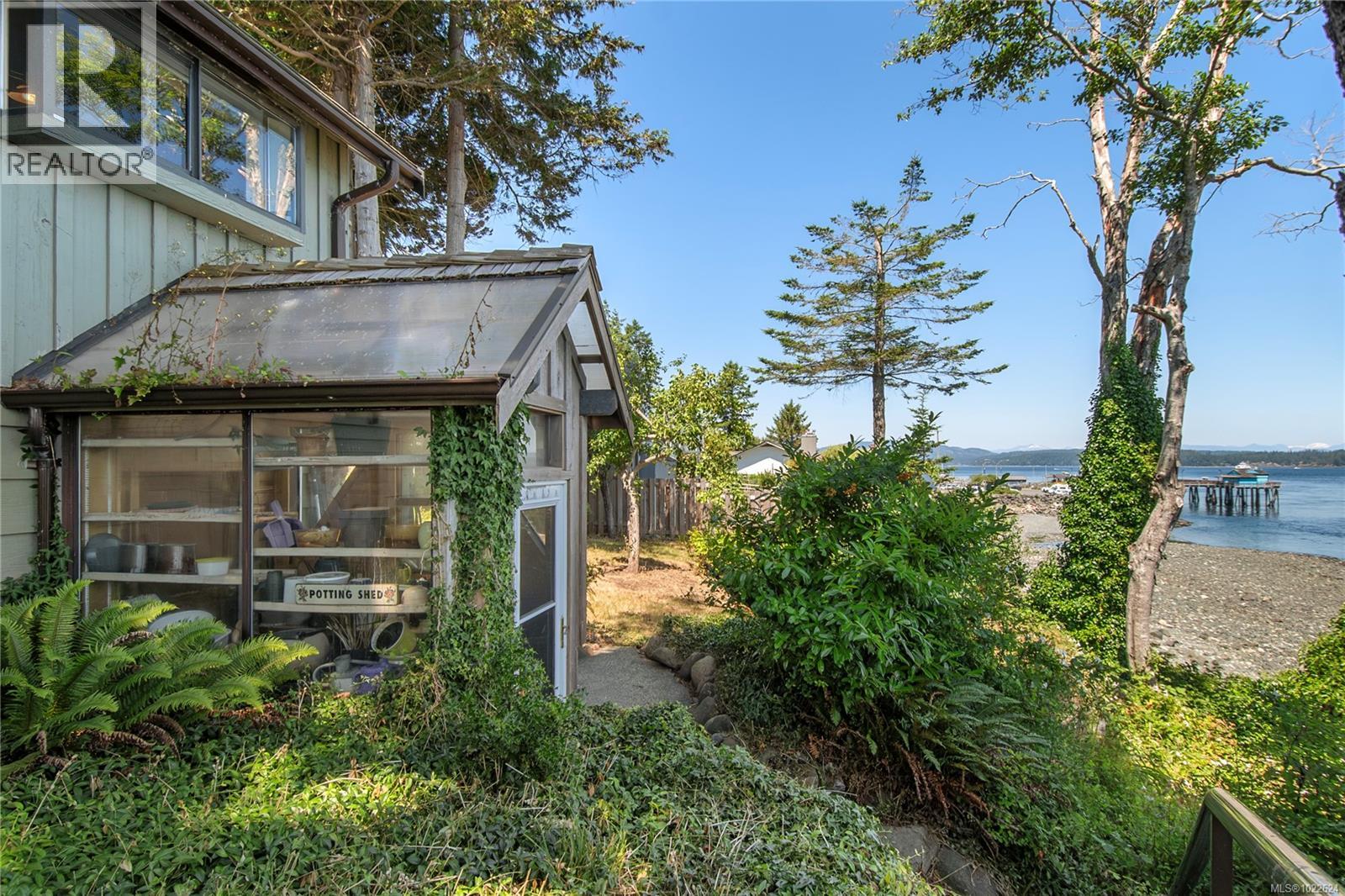 561 & 565 Island Hwy, Campbell River