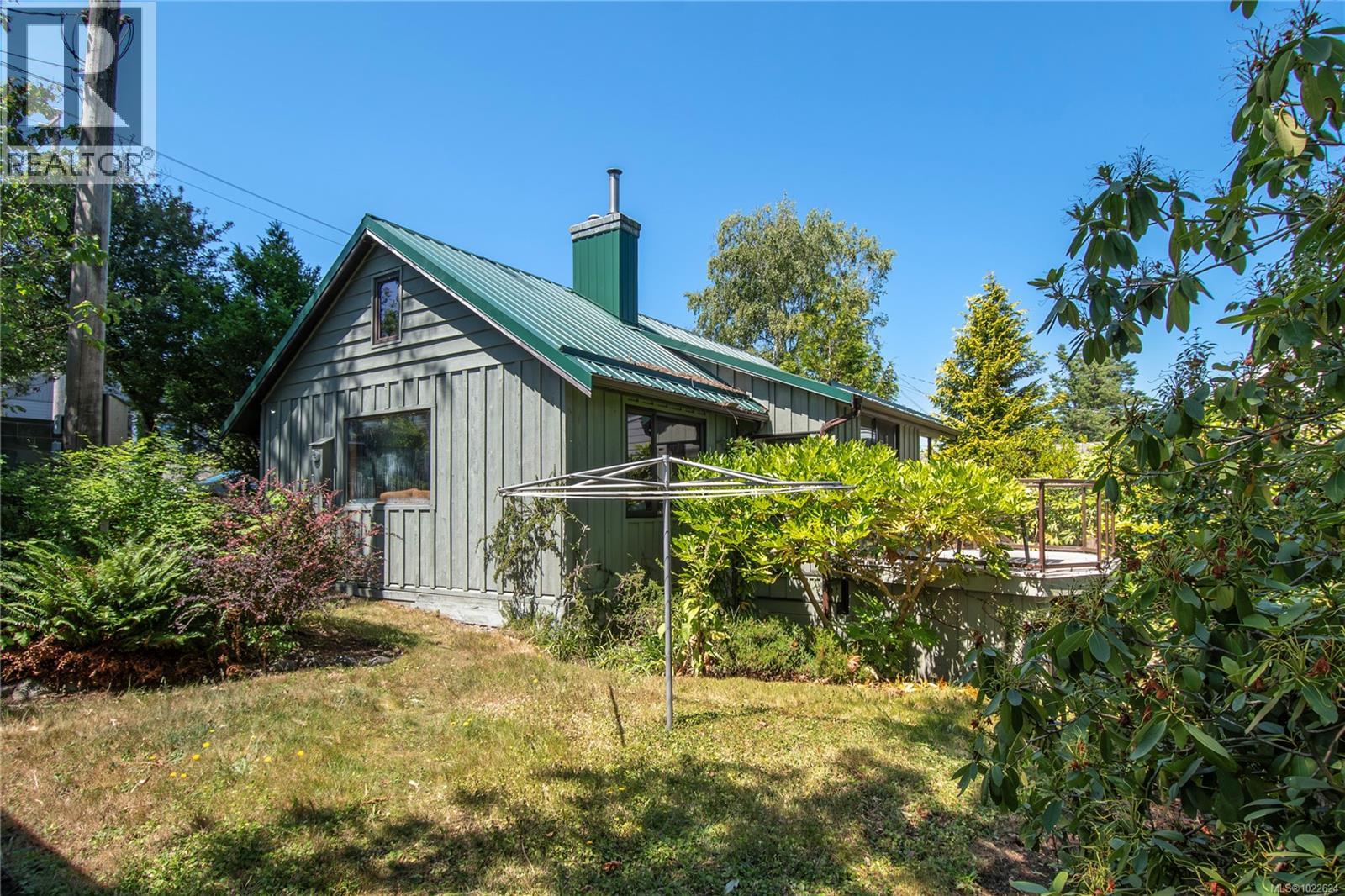 561 & 565 Island Hwy, Campbell River
