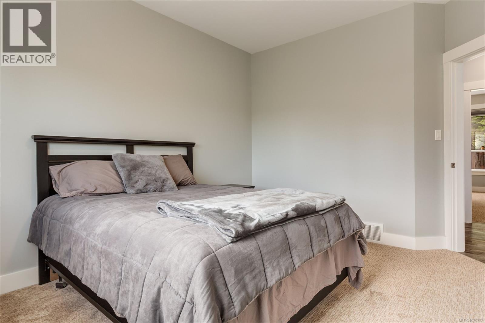 108 Allview Lane, Bowser