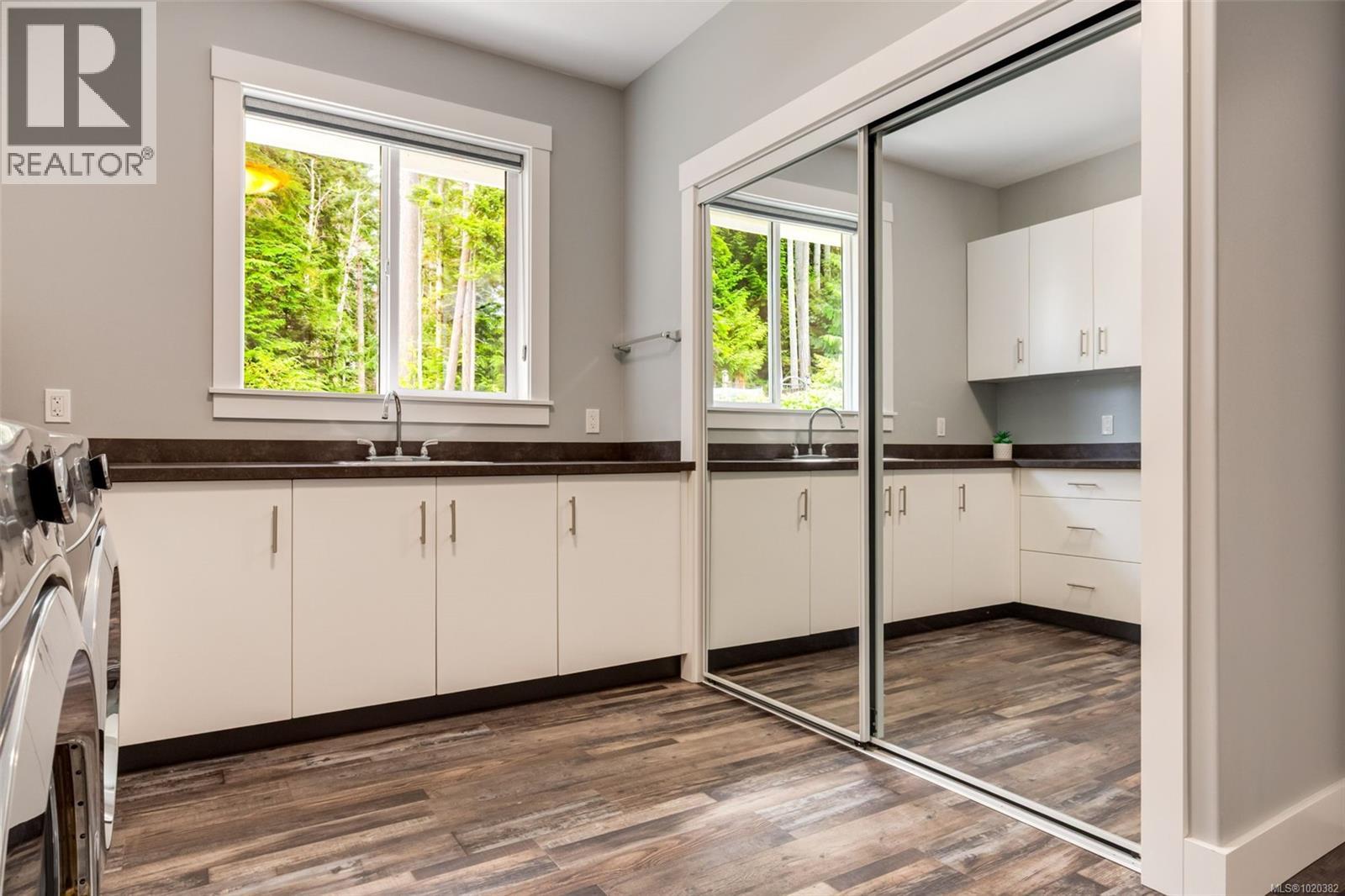 108 Allview Lane, Bowser