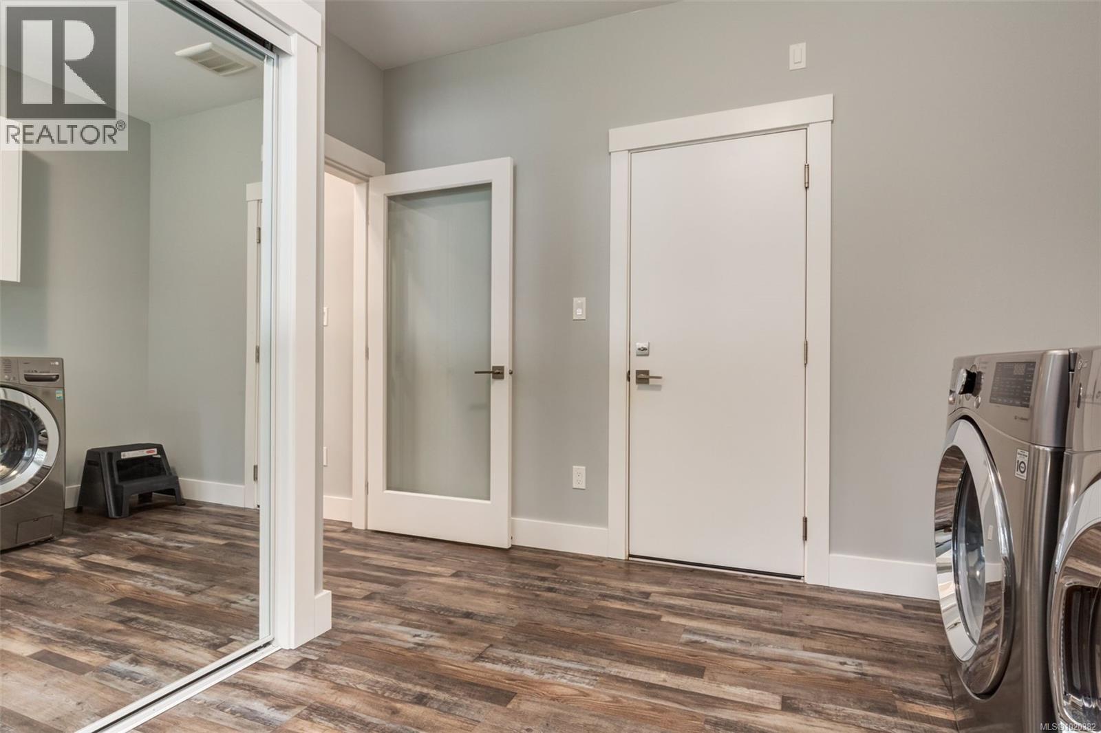 108 Allview Lane, Bowser