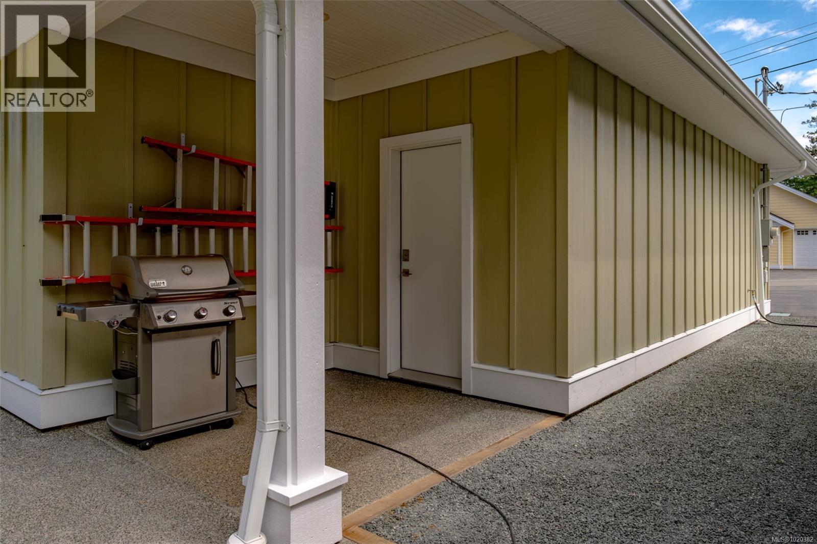 108 Allview Lane, Bowser