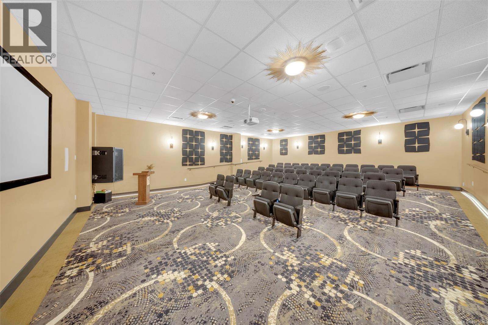 1009 622 Admirals Rd, Esquimalt