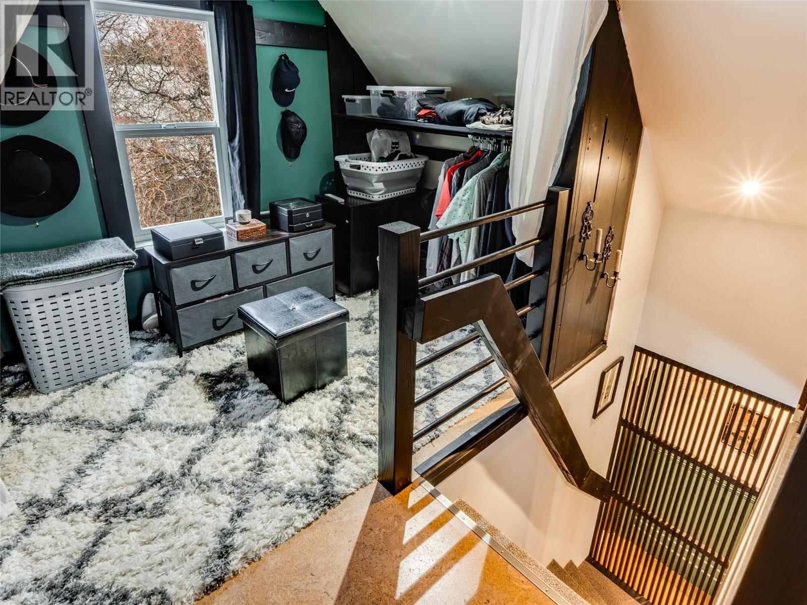 705 Glendale Avenue, Salmo