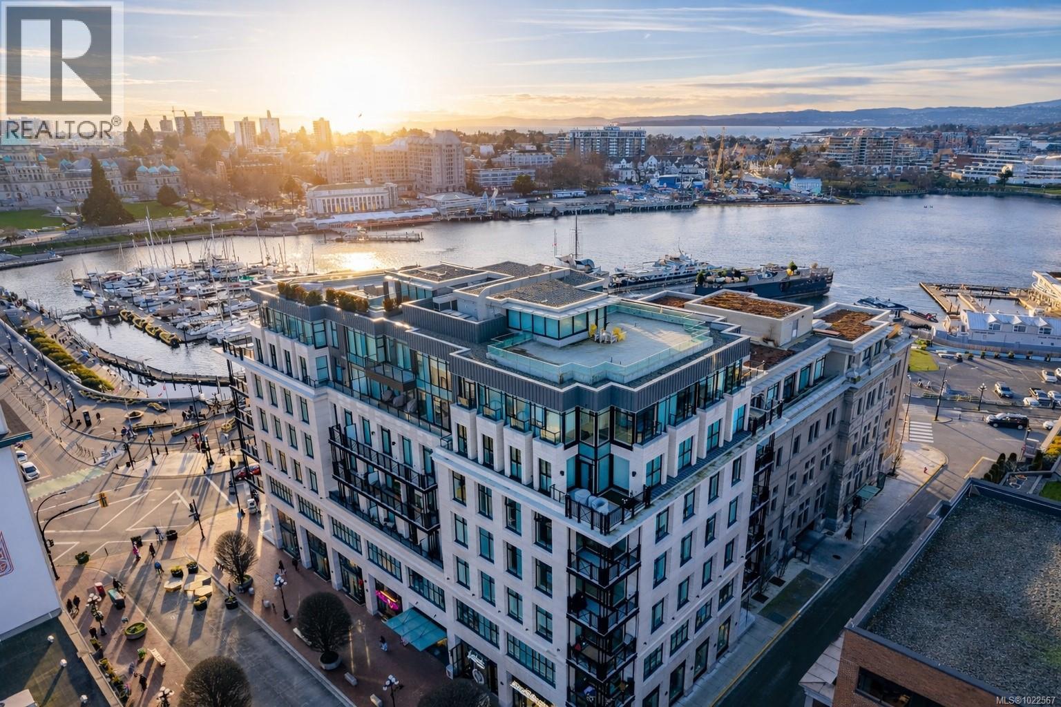 503 888 Government St, Victoria