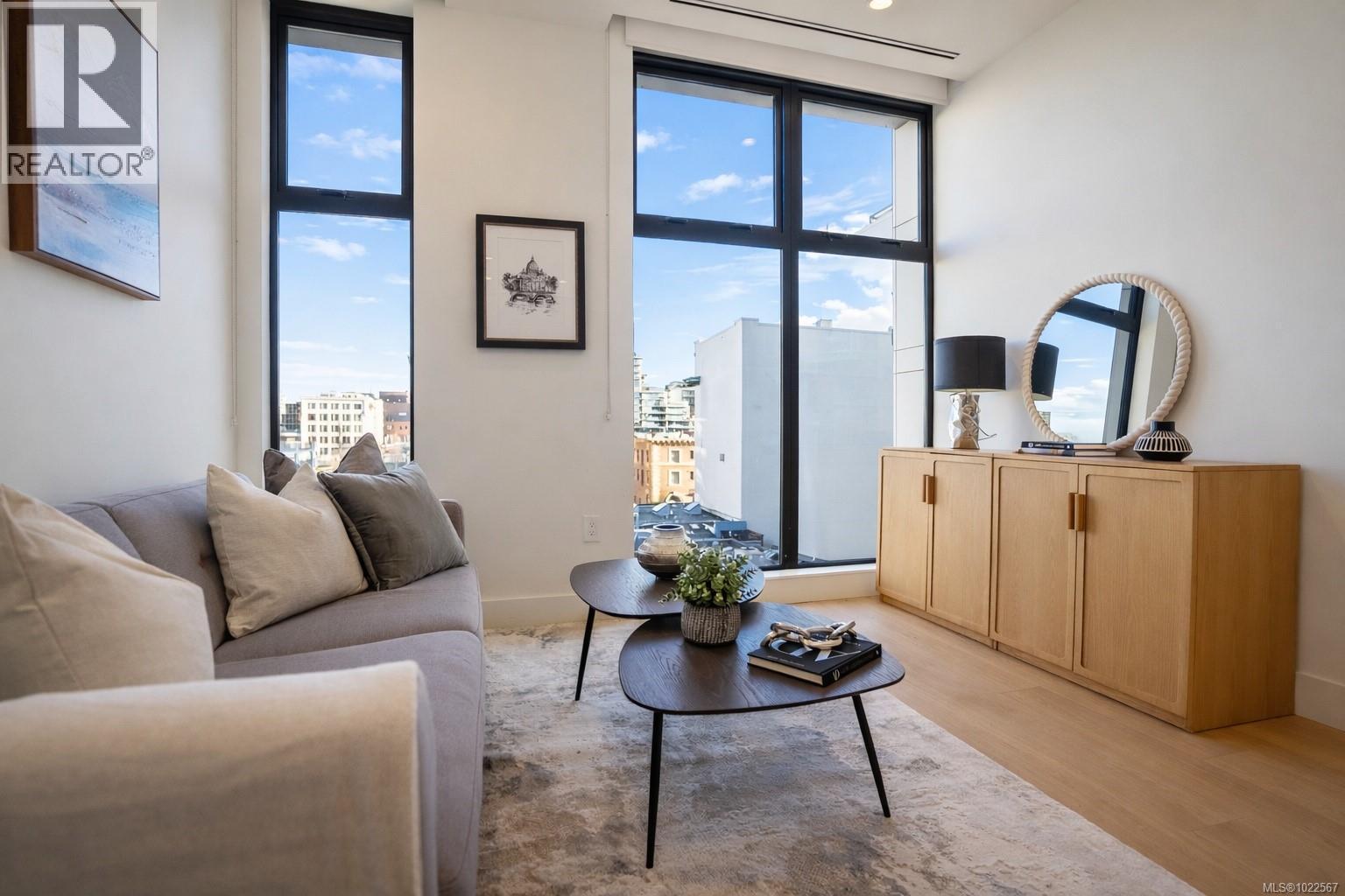 503 888 Government St, Victoria