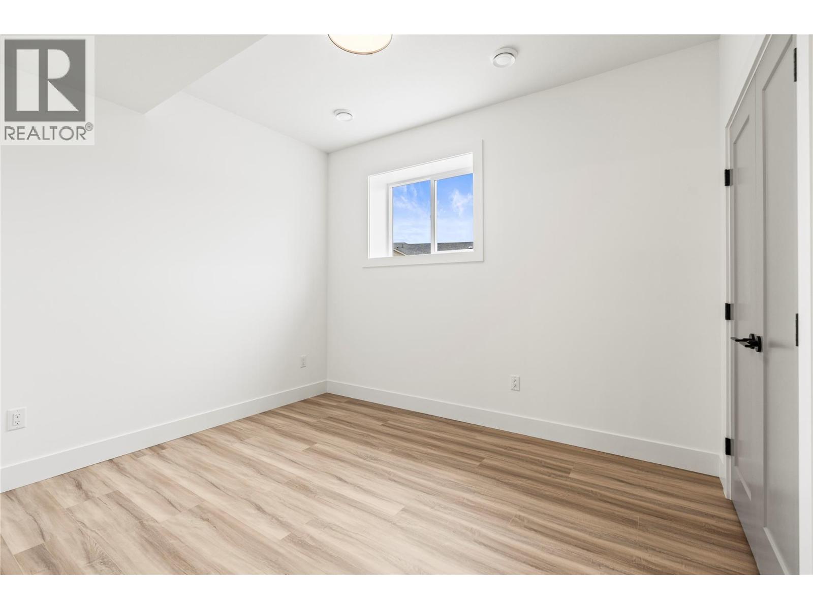 6997 Manning Place, Vernon