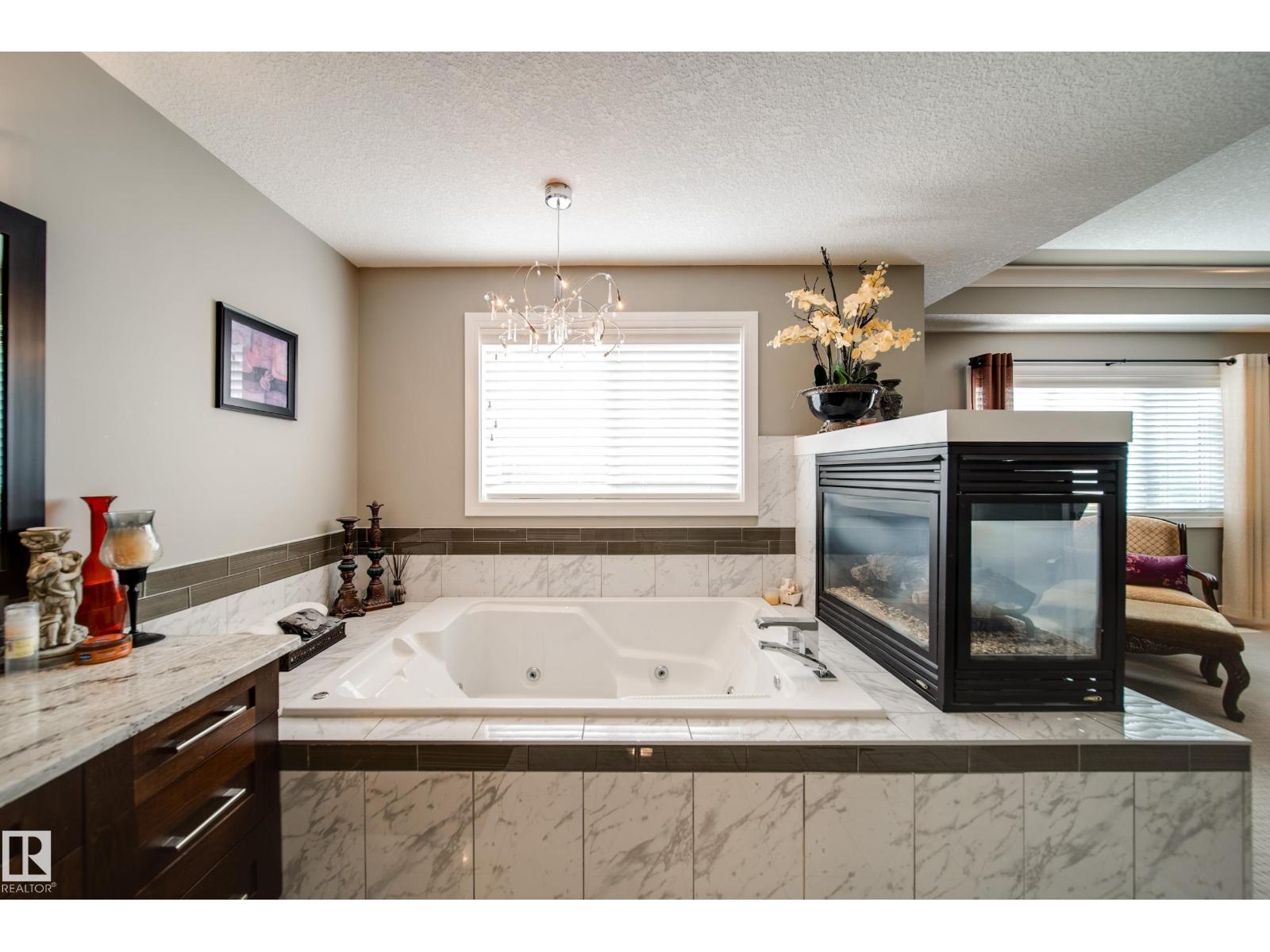 5410 MCLUHAN END EN NW, Edmonton