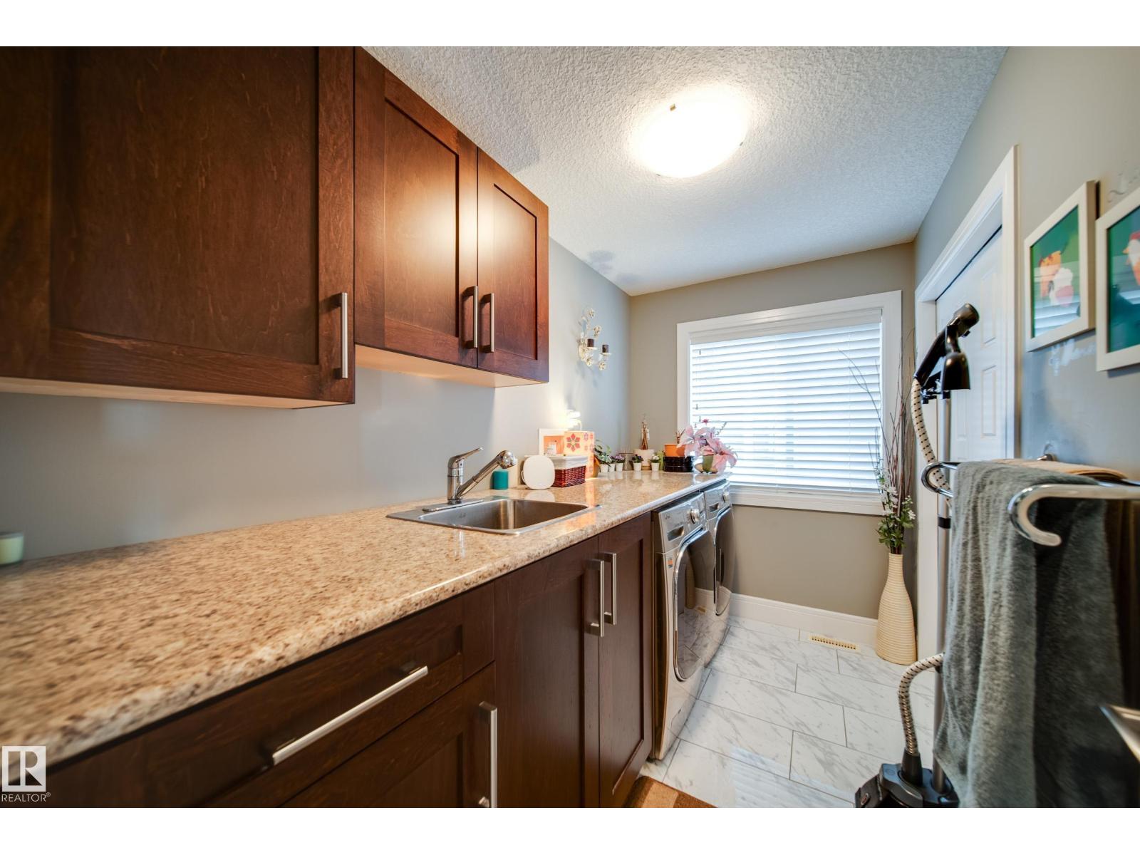 5410 MCLUHAN END EN NW, Edmonton