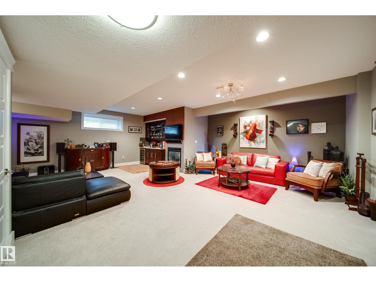 5410 MCLUHAN END EN NW, Edmonton
