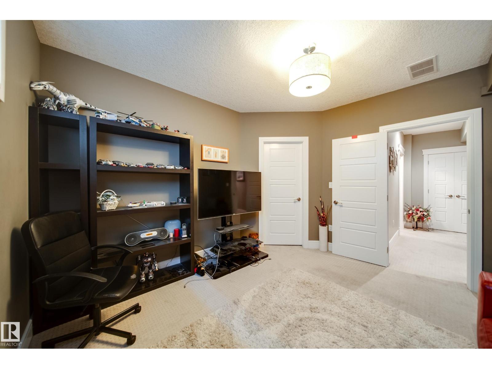 5410 MCLUHAN END EN NW, Edmonton