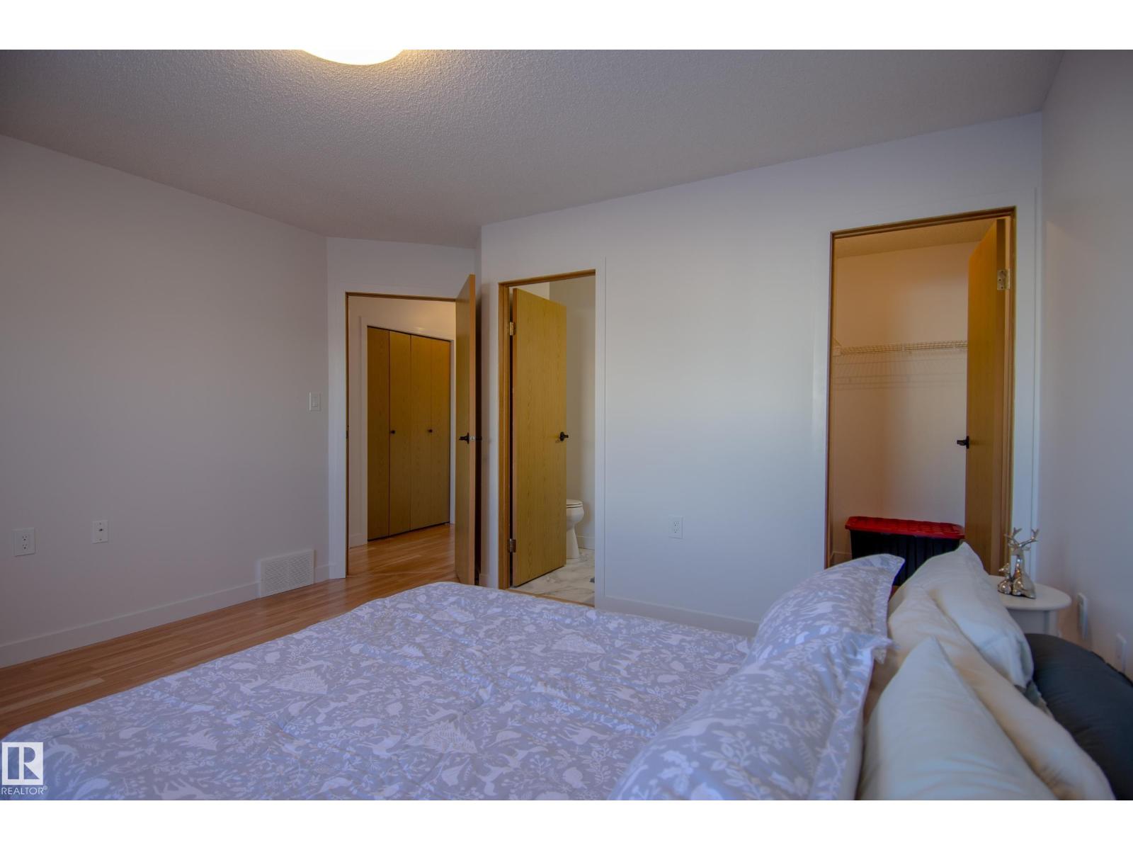 
          15571 59A Street NW
            <br/>
            <span>Edmonton</span>
            , 
            <span>AB</span>
             <span>T5Y2N9</span>
         - Photo 44