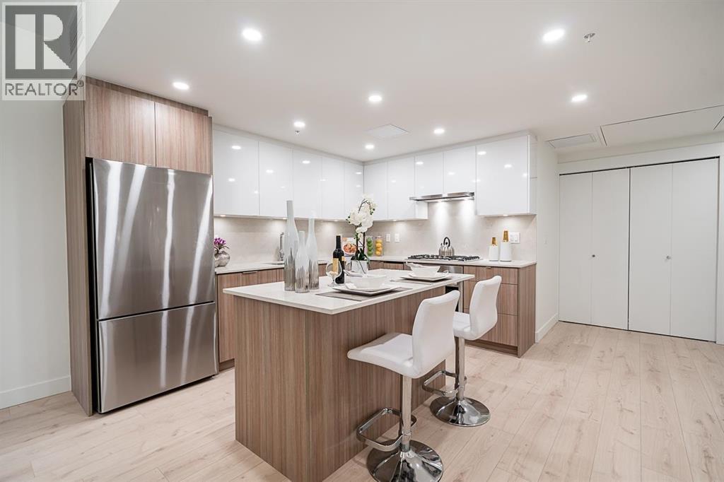 202 8428 PARK ROAD - Photo 2 of 20, Richmond, British Columbia