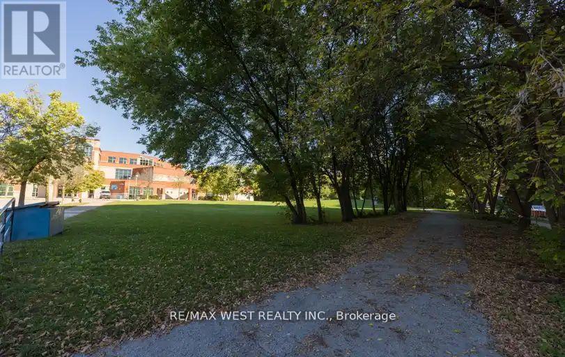 1509 - 85 EMMETT AVENUE - Photo 3 of 45, Toronto (Mount Dennis), Ontario