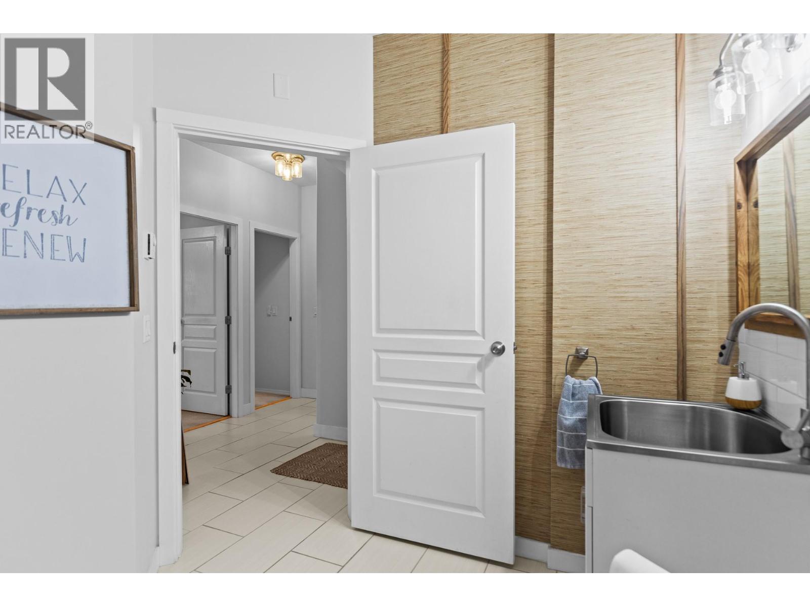 2300 Benvoulin Road Unit# 302, Kelowna