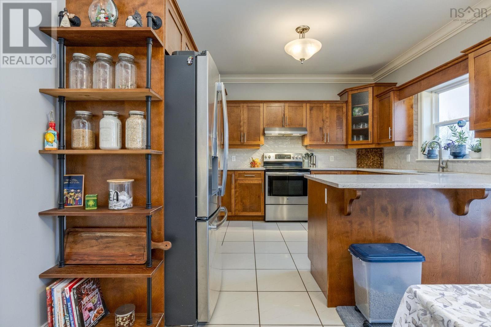 Property 23 of 49 of 100 Freshwater Trail