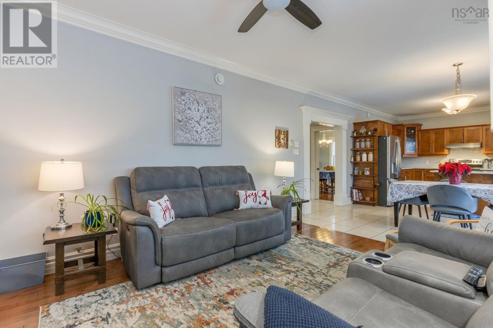 Property 28 of 49 of 100 Freshwater Trail