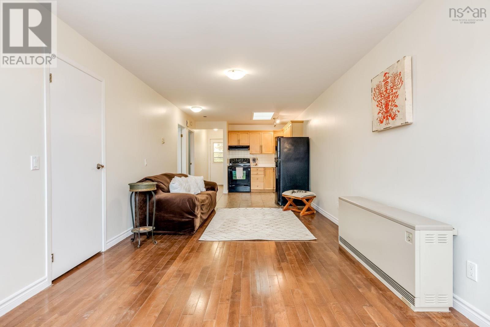 Property 6 of 50 of 34 Idlewylde Road