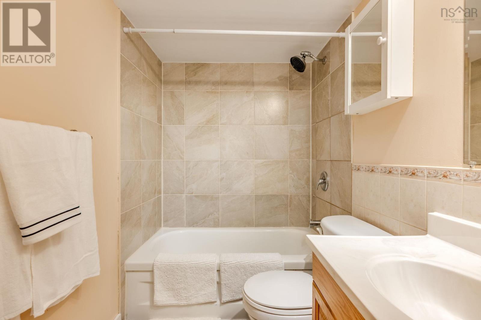 Property 31 of 47 of 34 Idlewylde Road