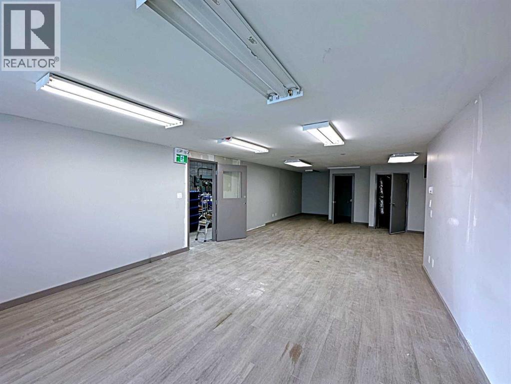 8109 Fraser Avenue, Fort McMurray