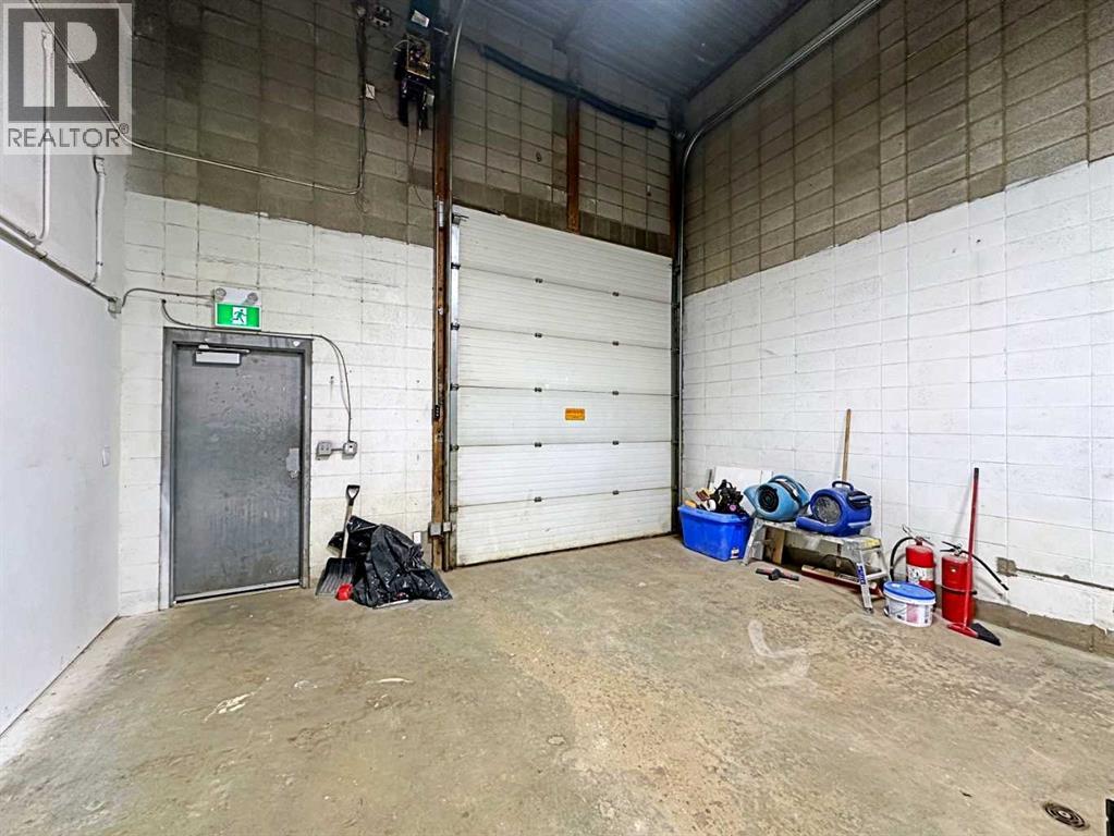 8109 Fraser Avenue, Fort McMurray