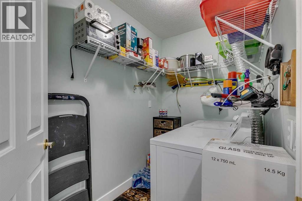 Single Family House for Sale in   Simcoe Boulevard SW Signal Hill Calgary 