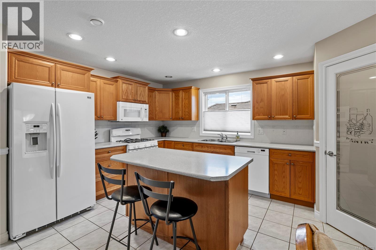 117 Denman Dr, Qualicum Beach