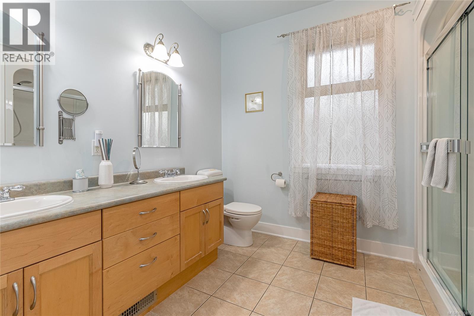 1150 Kathleen Dr, Duncan