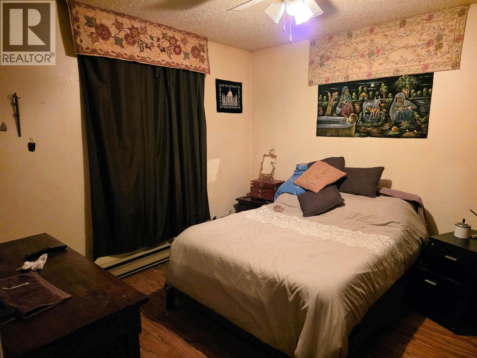 21881 TAYLOR AVENUE, Topley