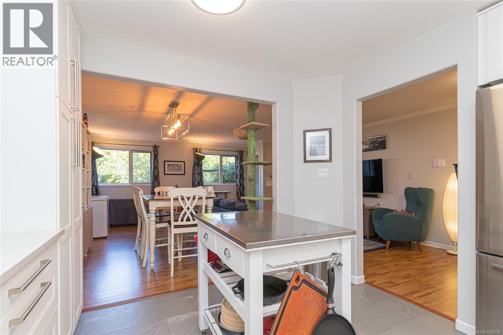 107 27 Songhees Road, Victoria