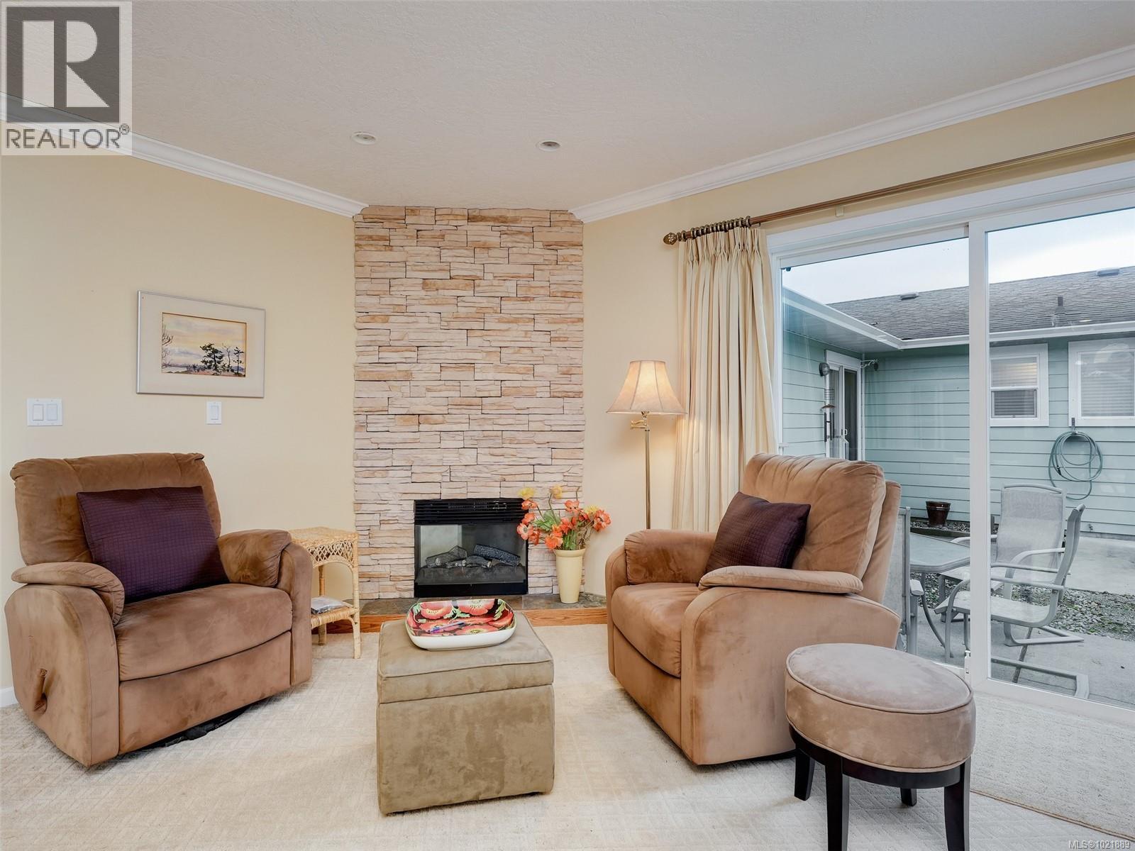 2087 James White Blvd, Sidney