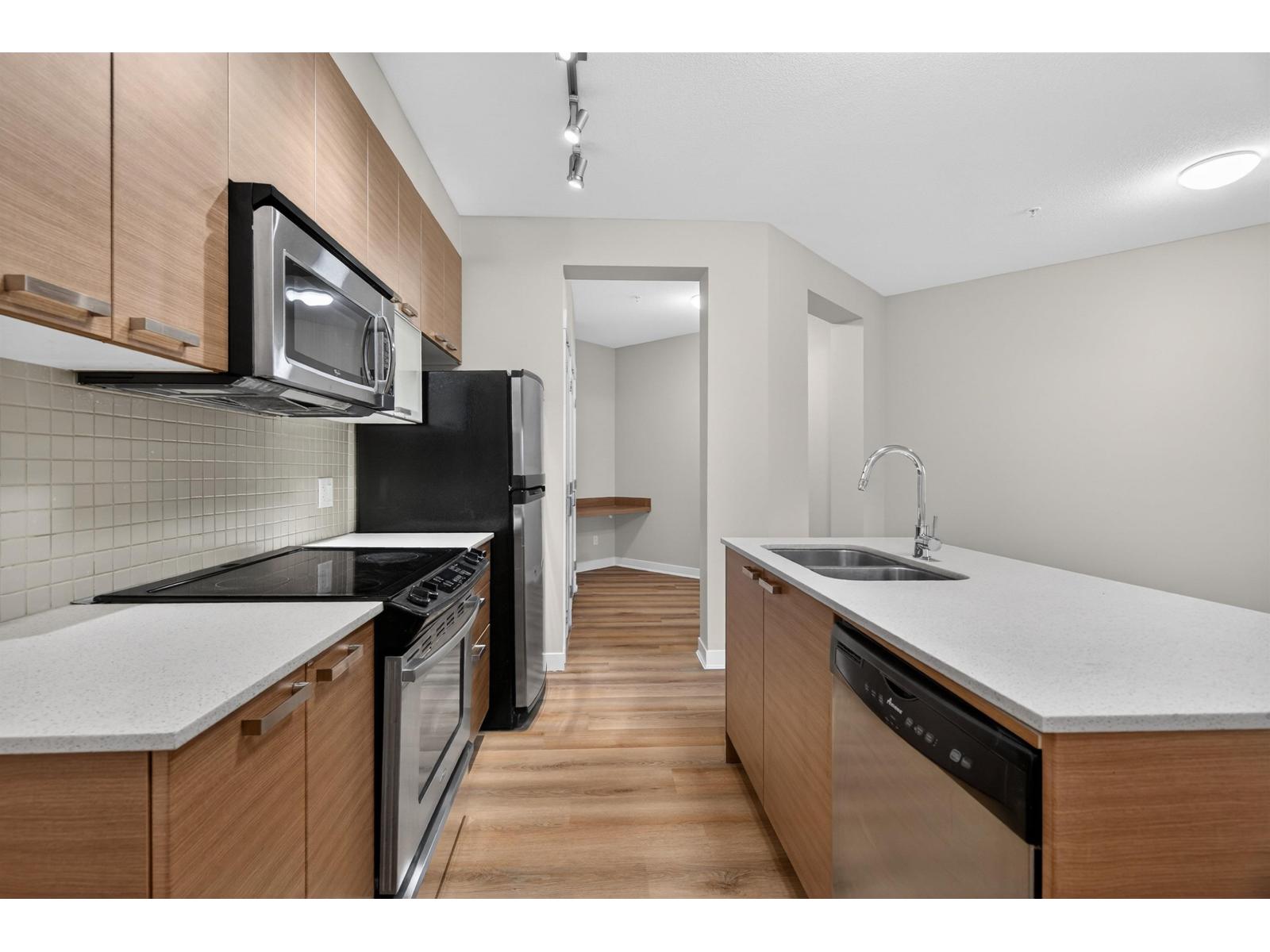 229 18818 68 AVENUE, Surrey