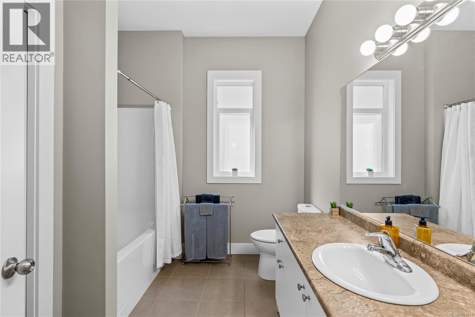 4991 Dunn Pl, Nanaimo