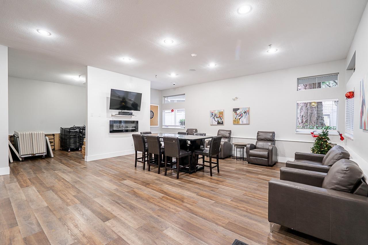 403 9668 148 STREET, Surrey