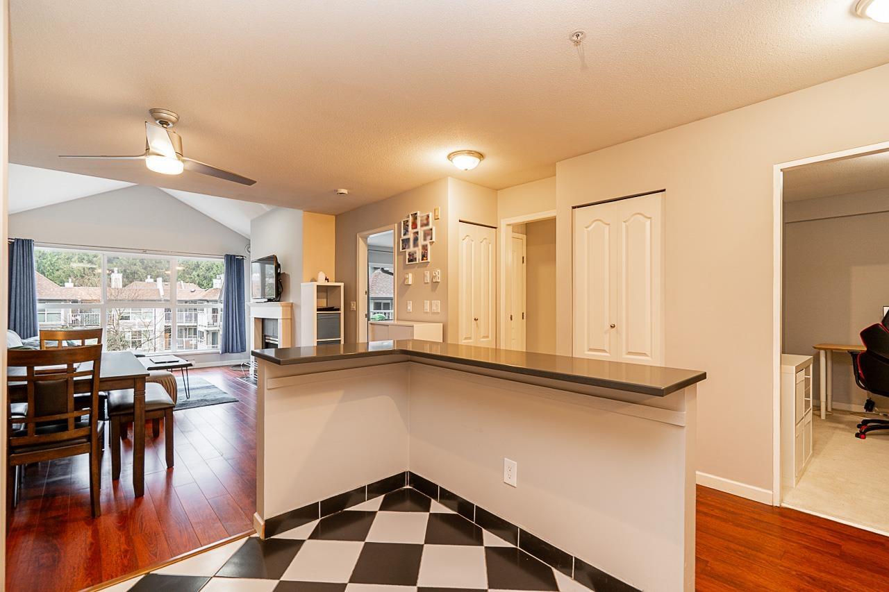 403 9668 148 STREET, Surrey