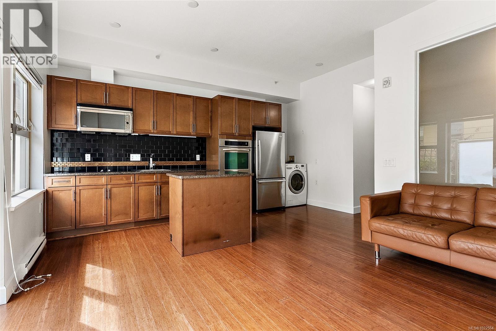 211 240 Cook St, Victoria