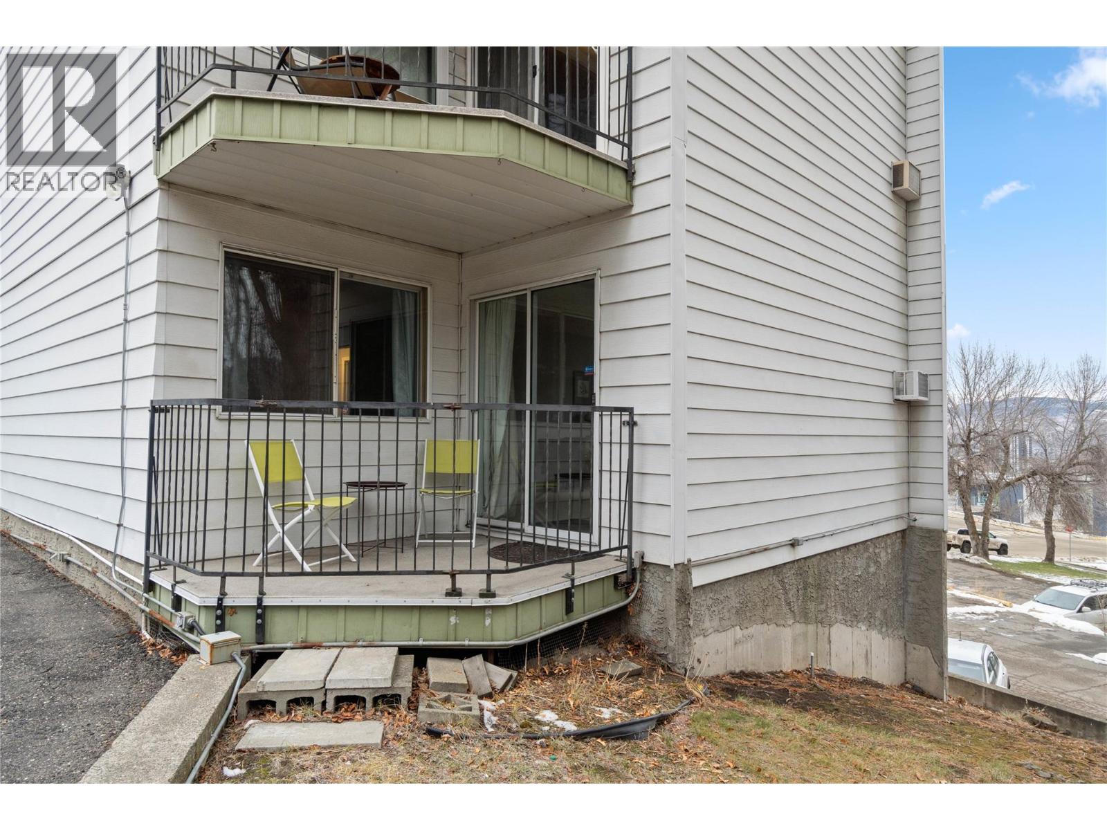 1089 McMurdo Drive Unit# 3, Kamloops