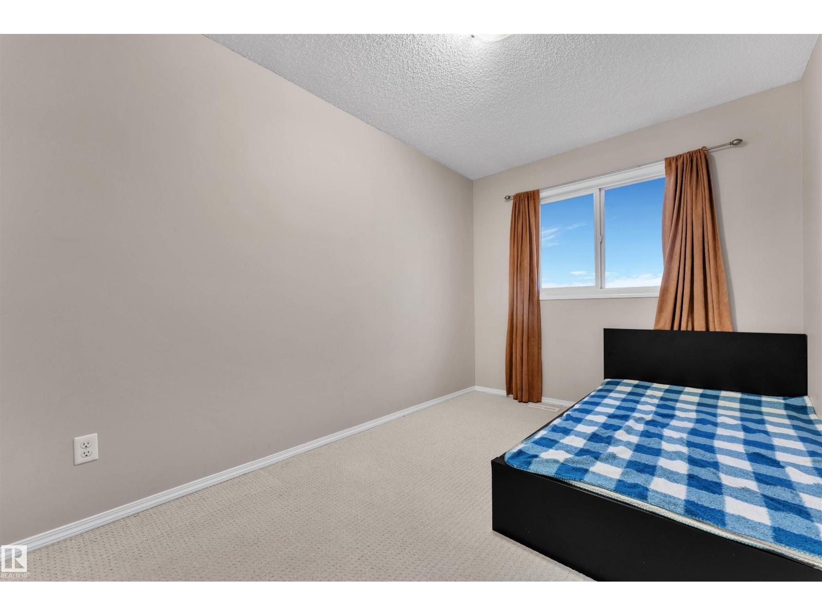 
          8 2503 24 Street NW
            <br/>
            <span>Edmonton</span>
            , 
            <span>AB</span>
             <span>T6T0B5</span>
         - Photo 16