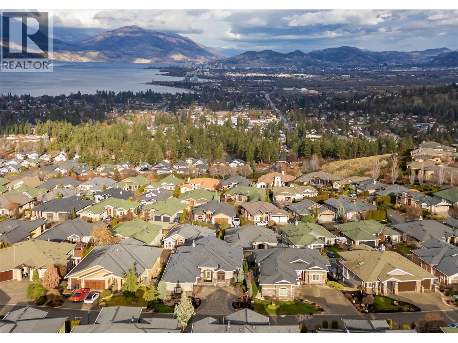  679 Devonian Avenue, Kelowna