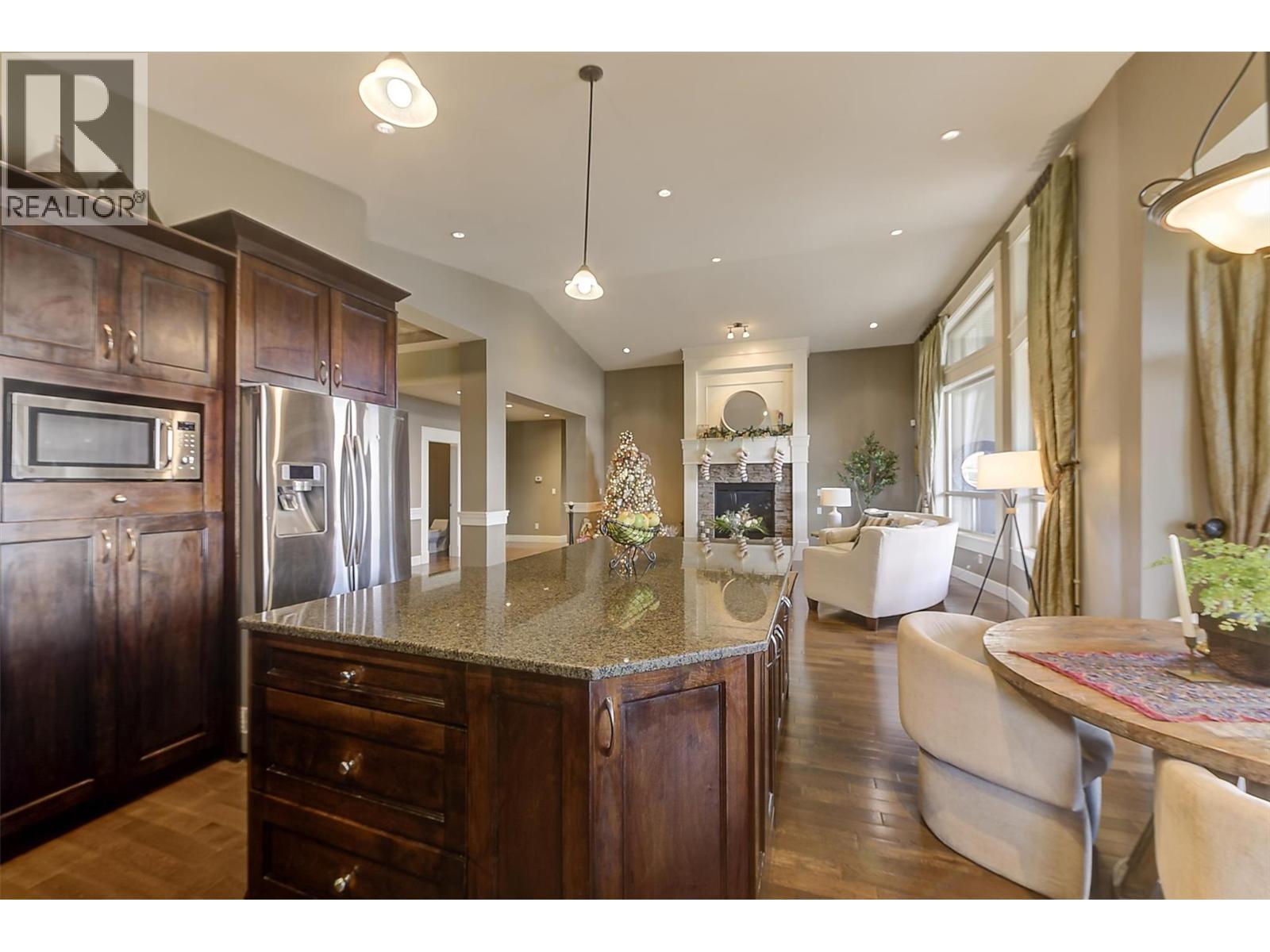  679 Devonian Avenue, Kelowna