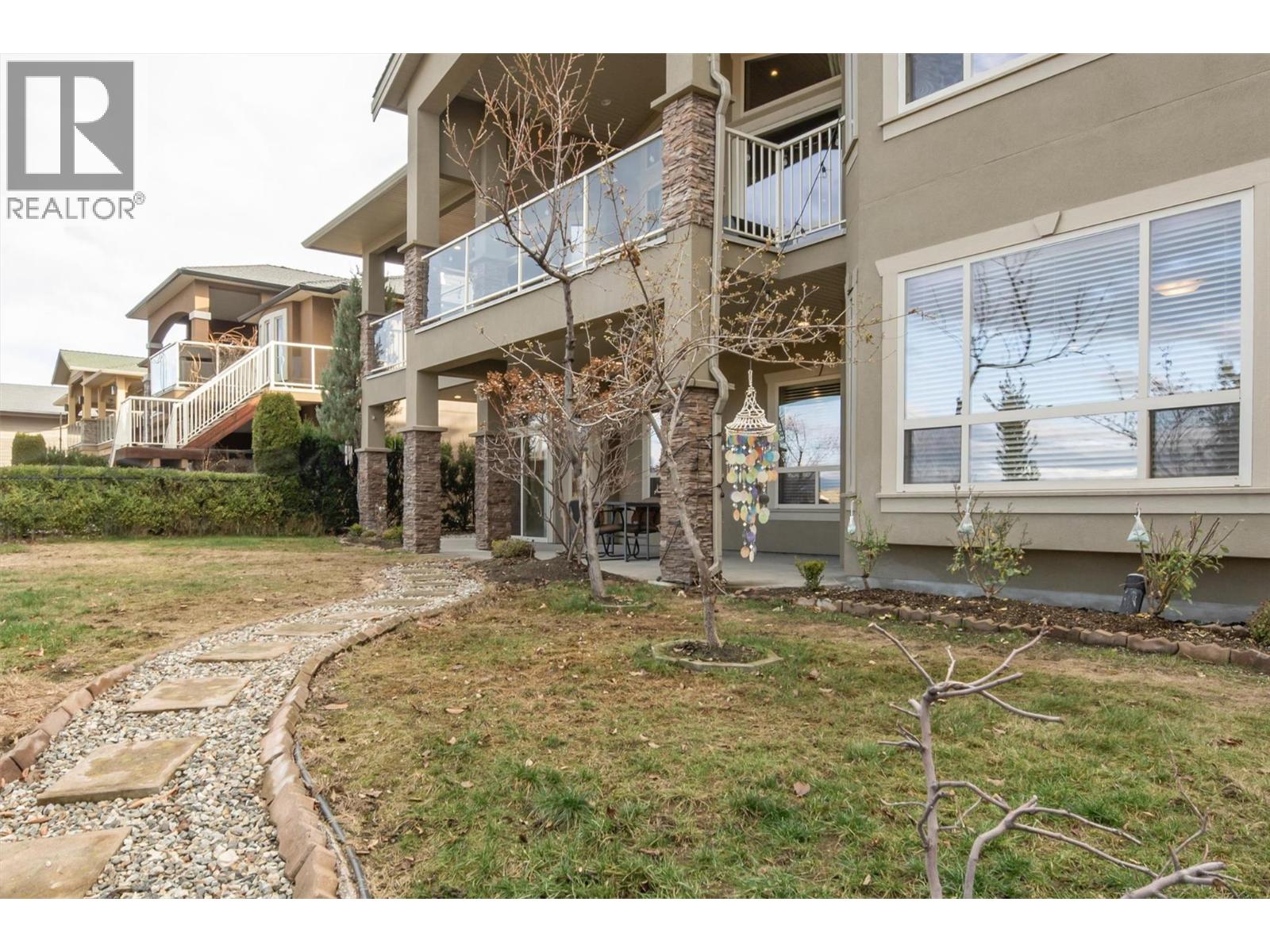  679 Devonian Avenue, Kelowna