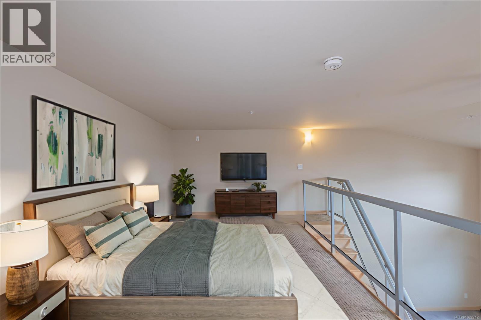 405 787 Tyee Rd, Victoria