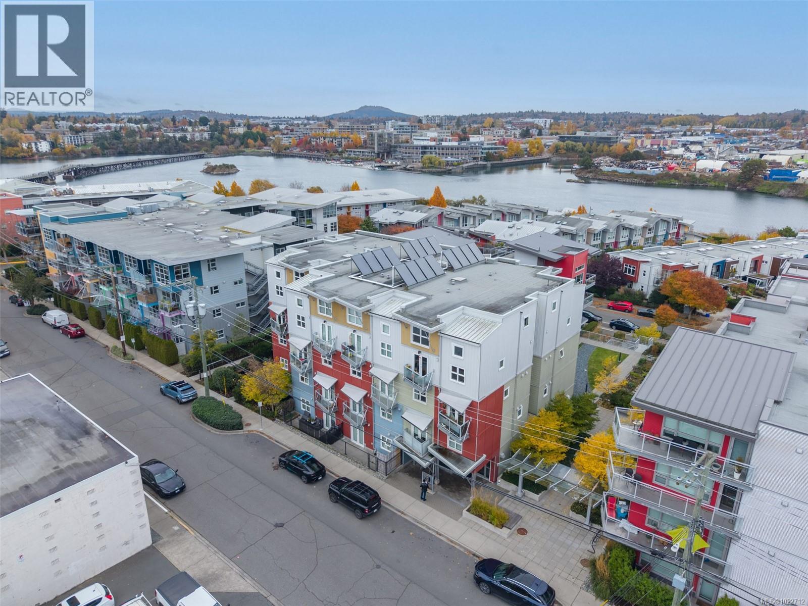 405 787 Tyee Rd, Victoria