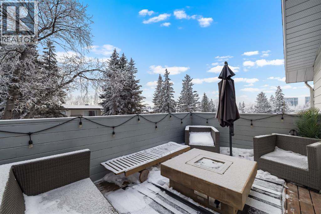 Single Family House Bi-level for Sale in  Dalkeith Hill NW Dalhousie Calgary 