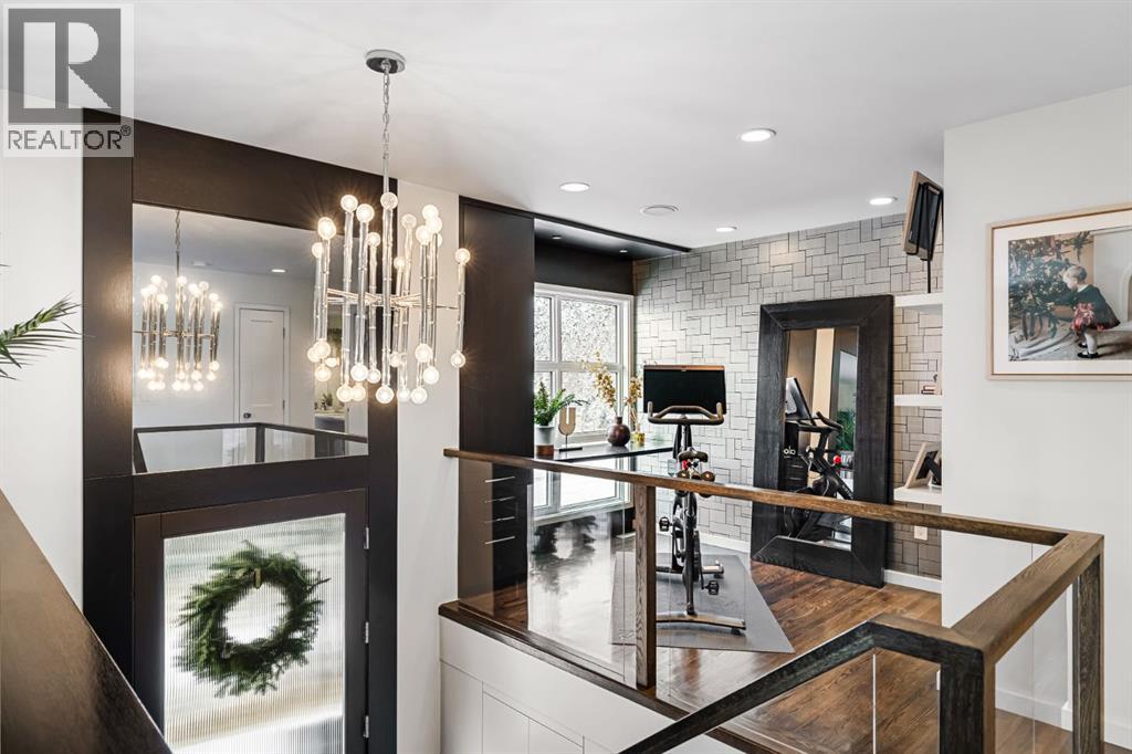 Single Family House Bi-level for Sale in  Dalkeith Hill NW Dalhousie Calgary 